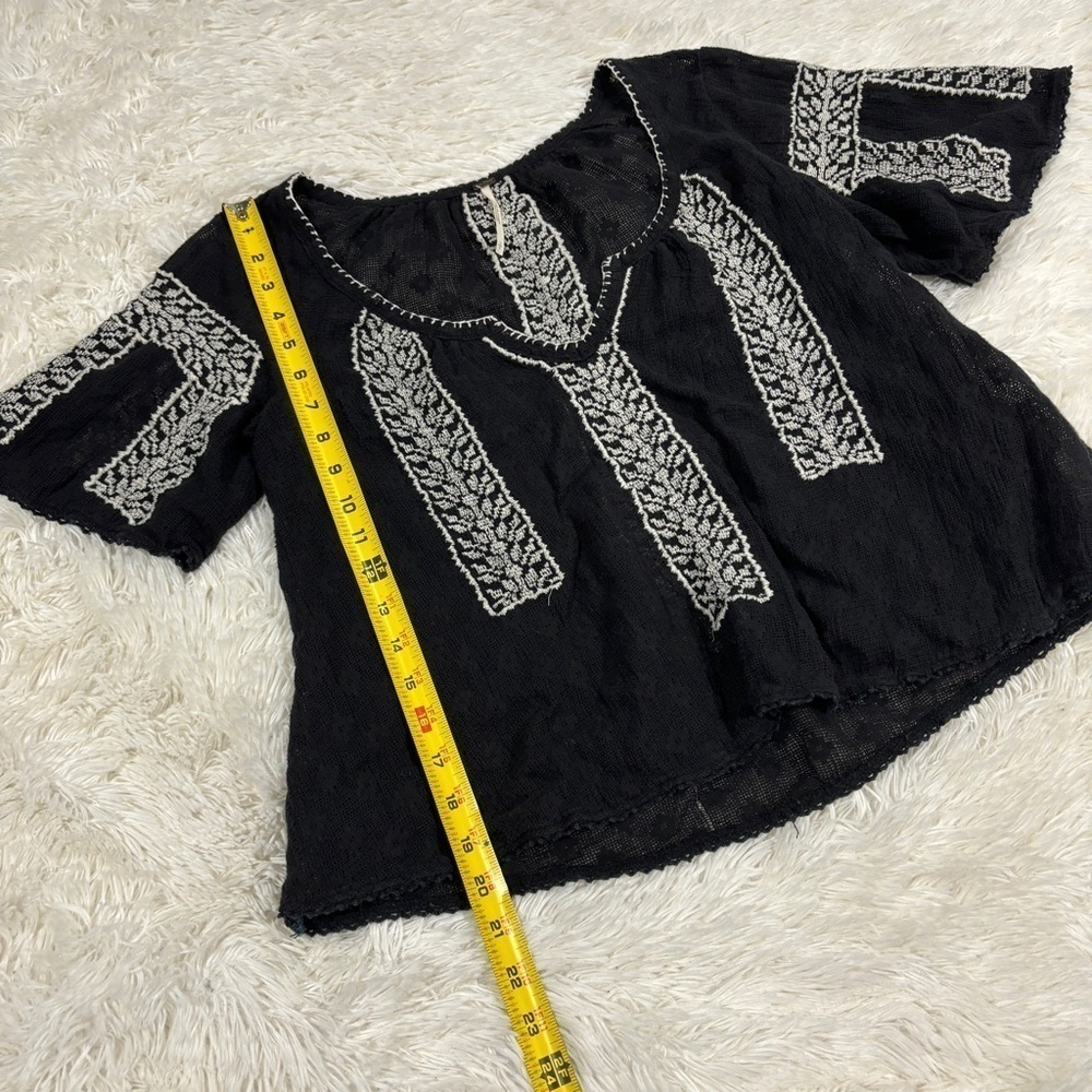 Free People “Gold Dust" Embroidered Peasant Top Woman’s Size Small - Picture 4 of 10